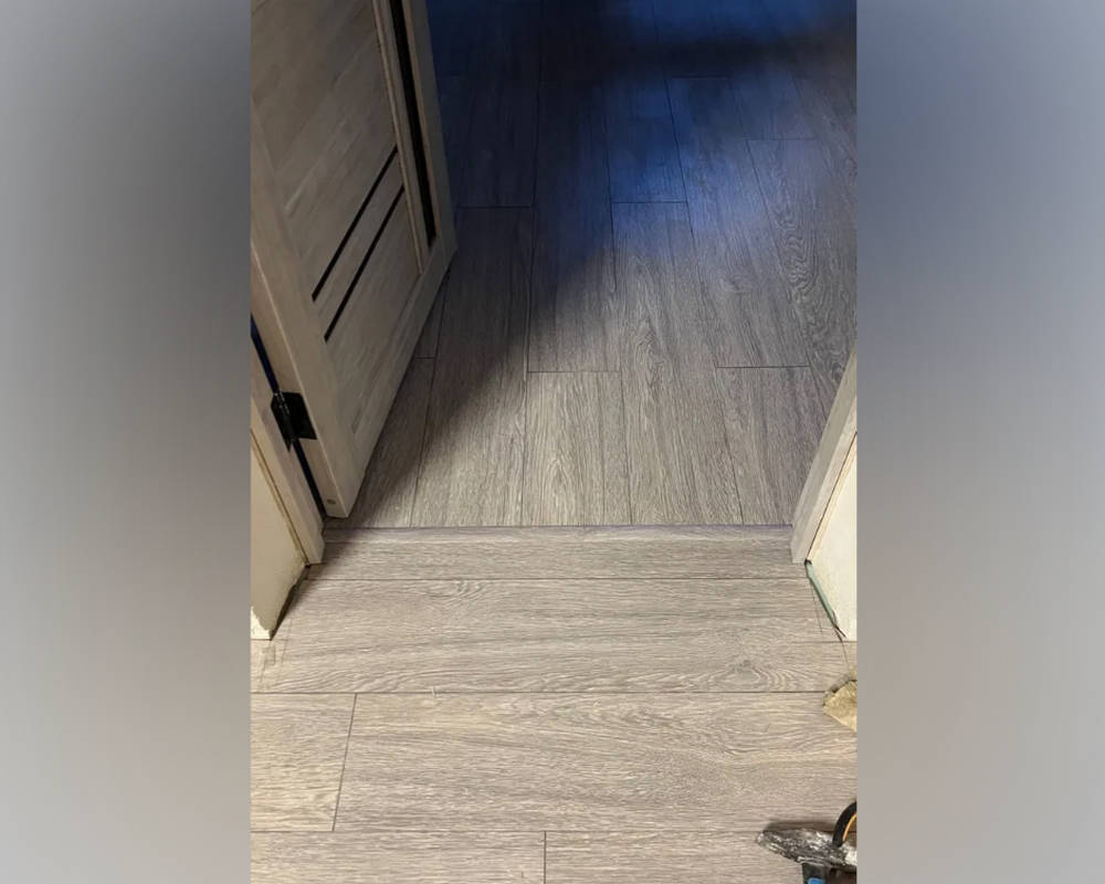 Порог одноуровневый ПС 04-3.900.056 0,9 м Бетон темный