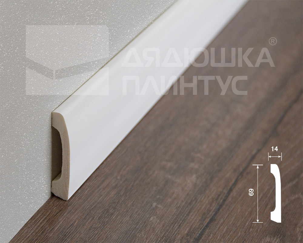 Плинтус из полистирола высокой плотности HI WOOD B70V2 69мм х 14мм х 2,0м.