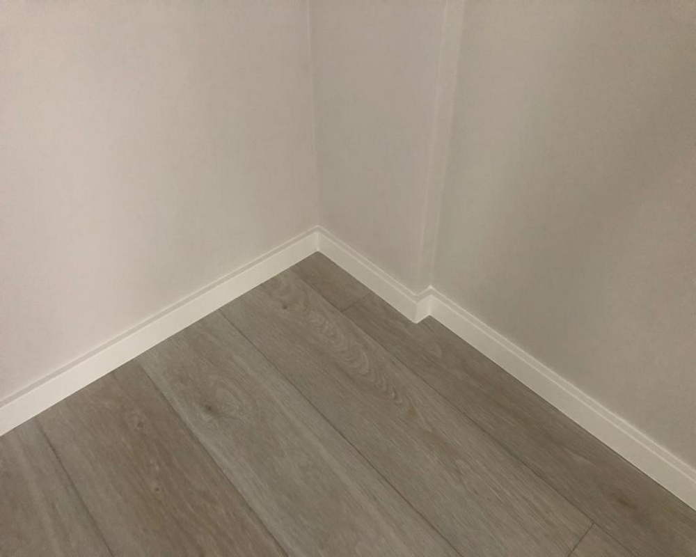 Плинтус ХДФ Dollken Cubu Flex Life 80мм х 2,5 м 1013 Белый