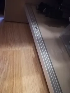 Порог угловой ПУ 01.1800.01л Серебро