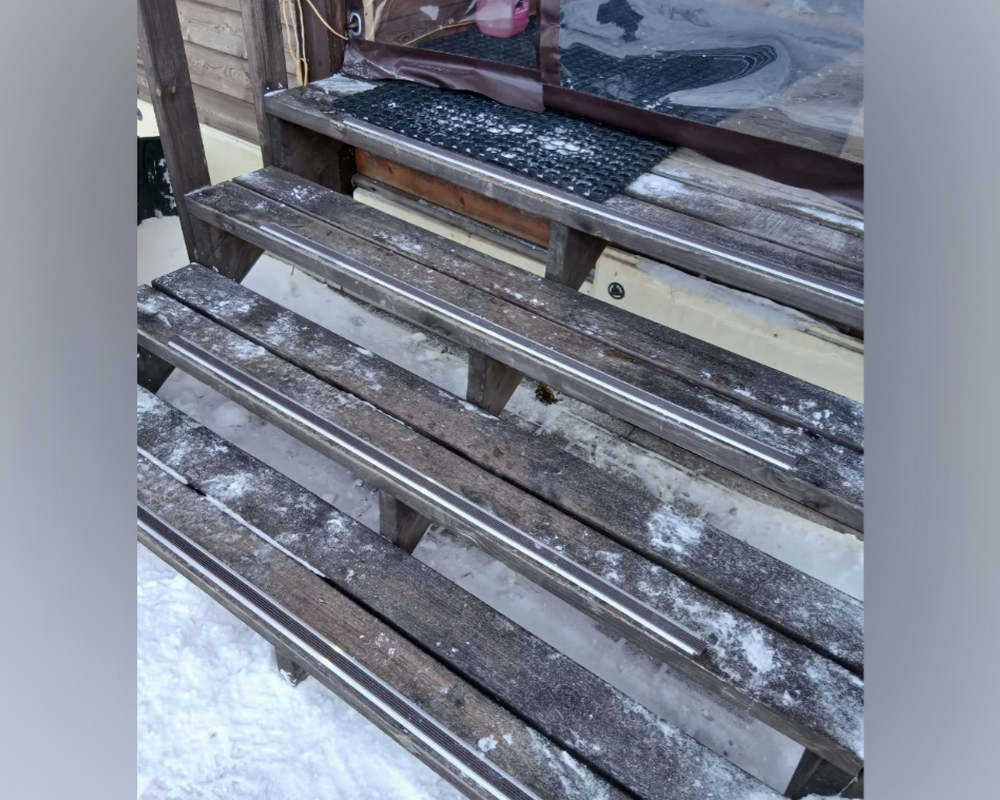 Порог одноуровневый ПС 08.900.042л Шампань