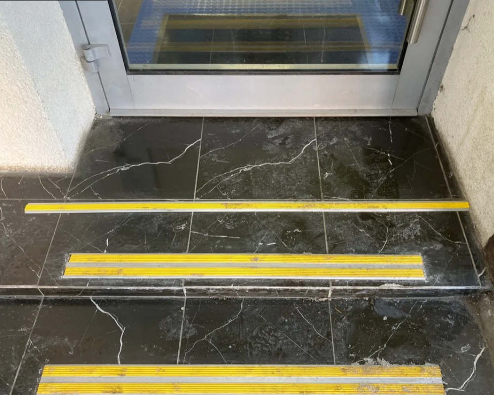 Порог одноуровневый ПС 08.1800.03 Шоколад