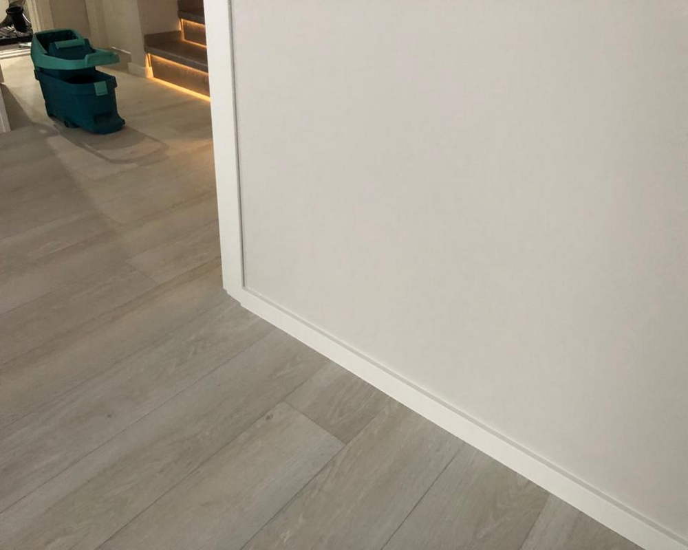 Плинтус ХДФ Dollken Cubu Flex Life 80мм х 2,5 м 1013 Белый