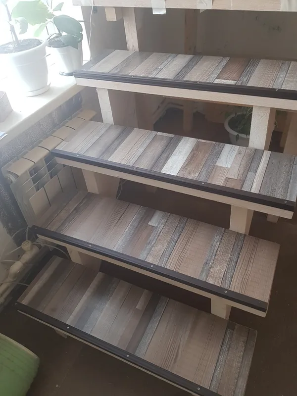 Порог угловой ПУ 01.1800.01л Серебро