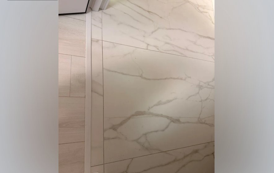 Порог одноуровневый ЛС 10.2700.216 Белый